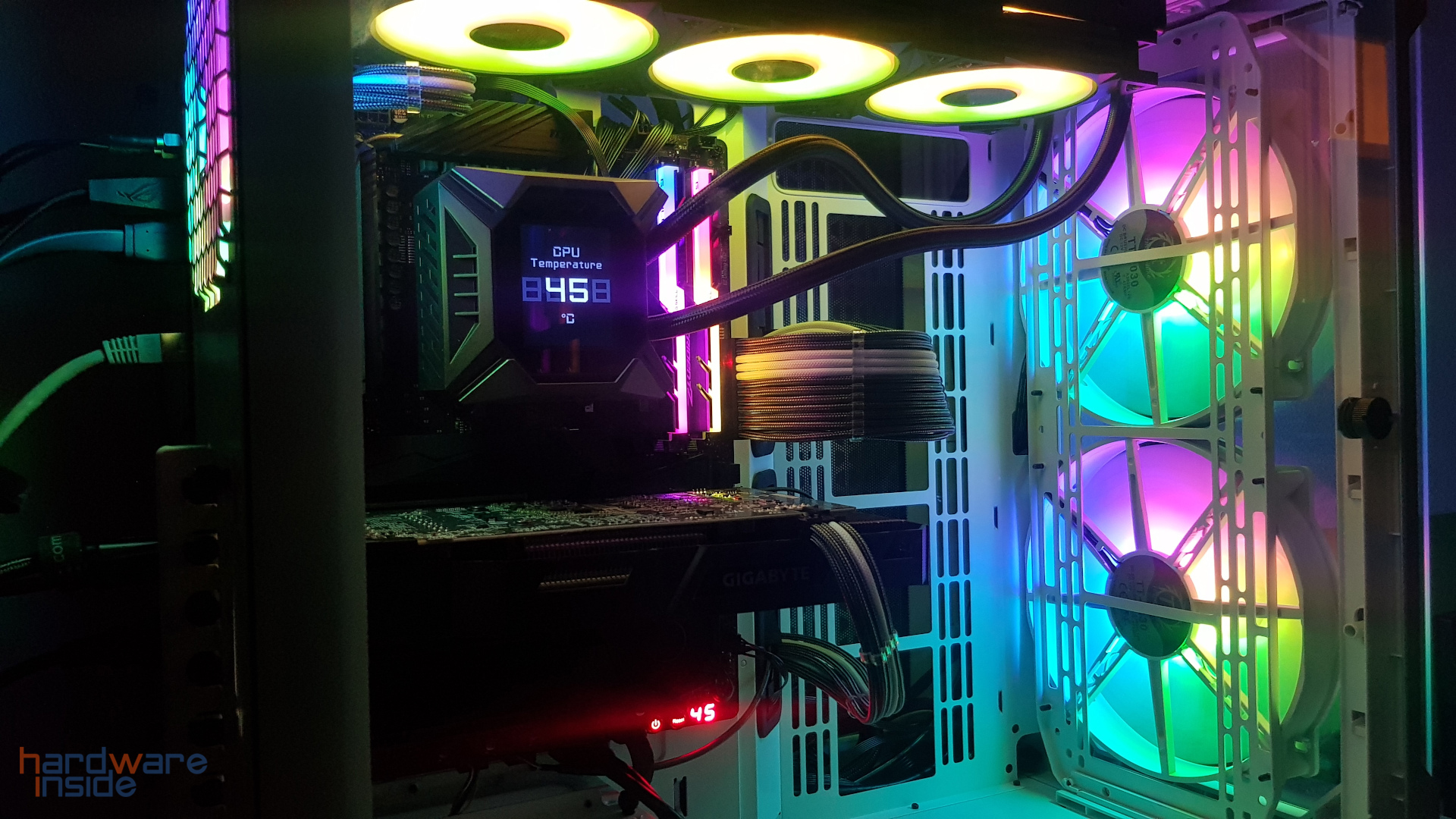 Thermaltake View 51 TG Snow ARGB Edition - 41.jpg