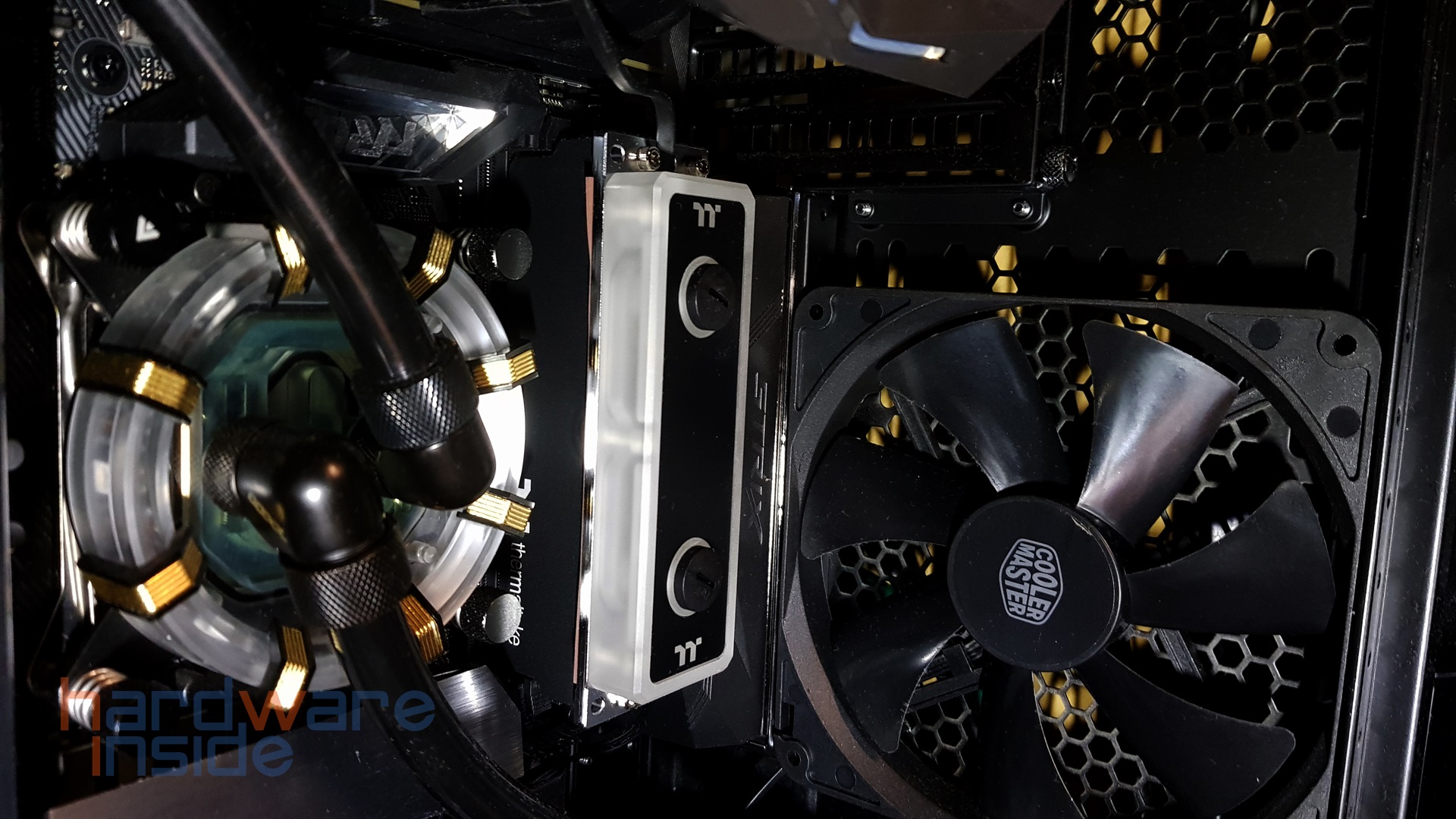 Thermaltake WaterRam RGB - 11.jpg