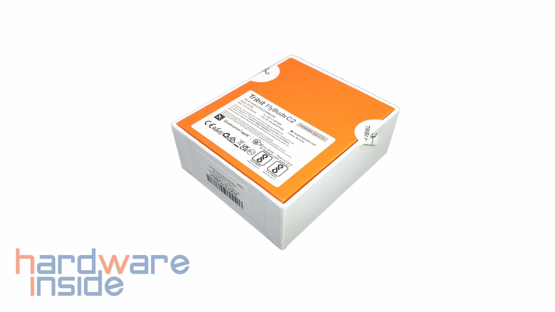 tribit-flybuds-c2-verpackung-unten.jpg