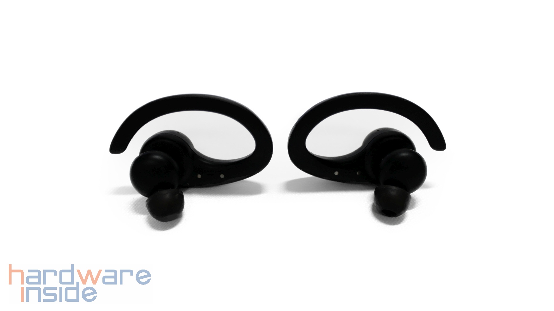 tribit_movebuds_h1_wireless_earbuds_ladecase_innen.JPG