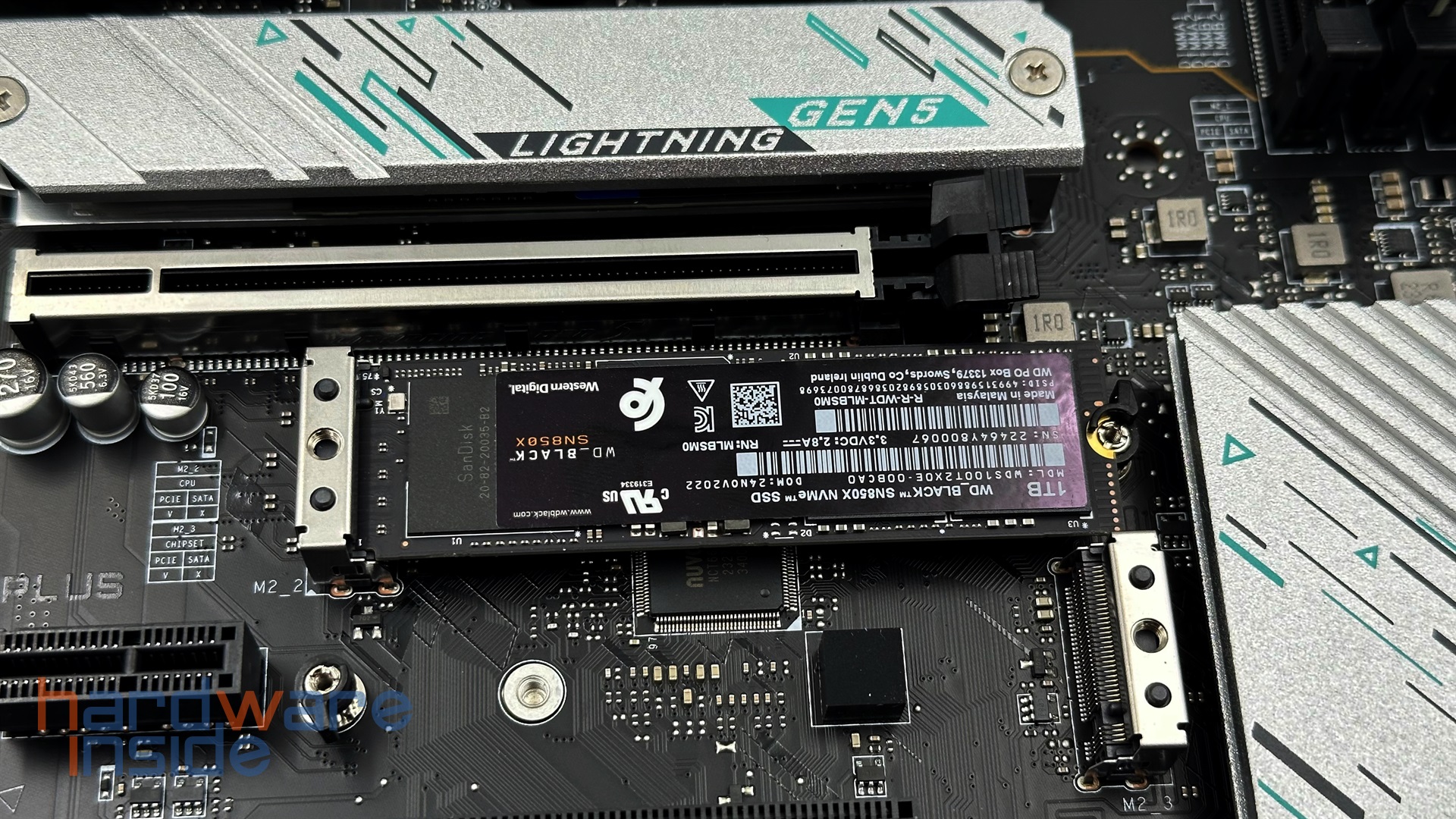 Western Digital WD_BLACK SN850X - 2.jpg