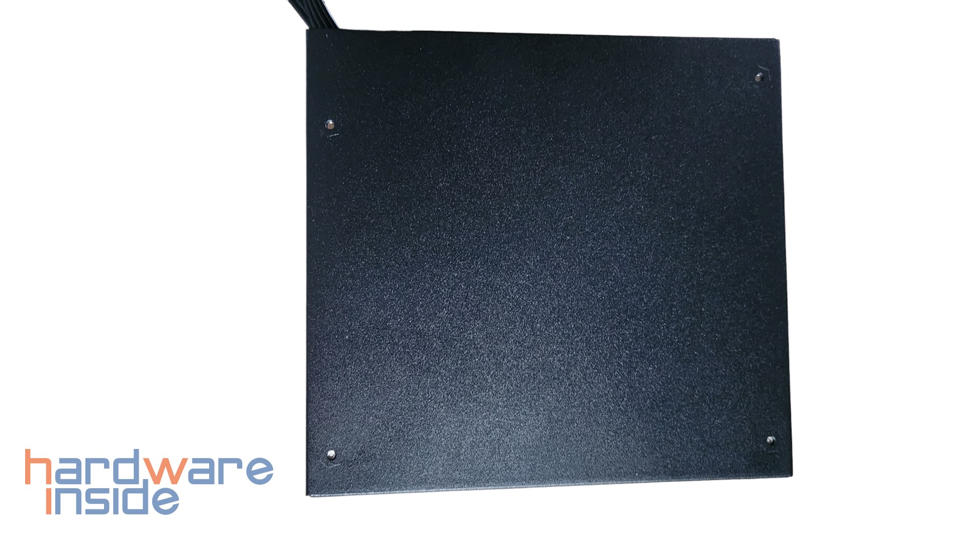 xilence-gaming-gold-argb-750w-details (7).jpg