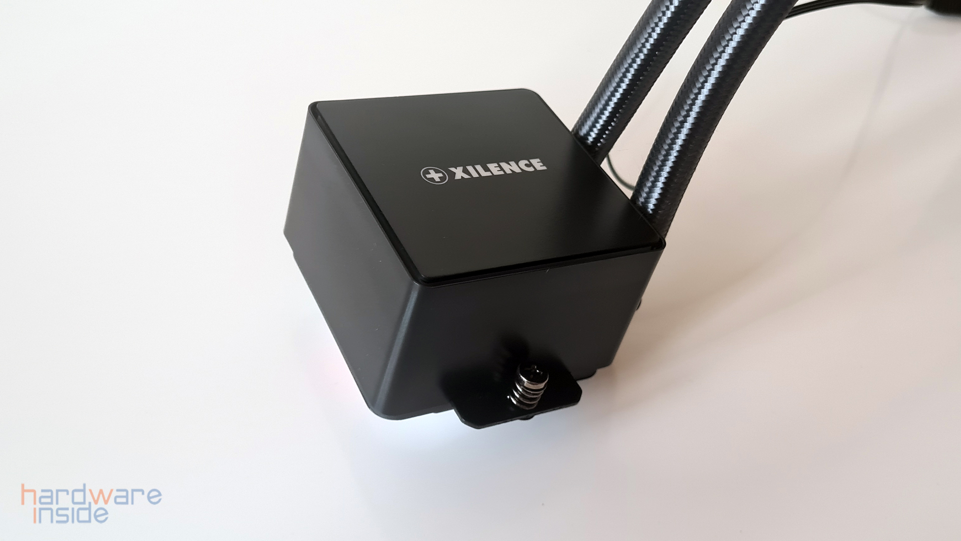 Xilence LiQuRizer LQ240PRO_15.jpg